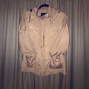 Light rain jacket